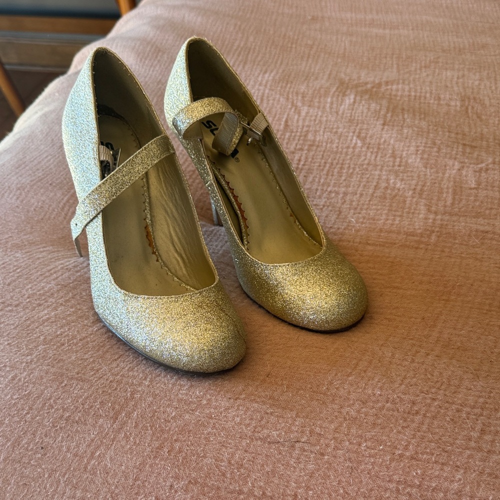 Soda Gold Glitter Mary Jane Heels